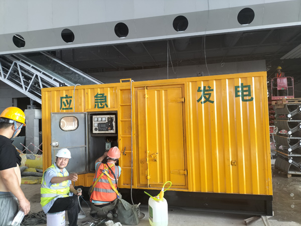 龙江怎样判断空气滤清器是否需要更换？