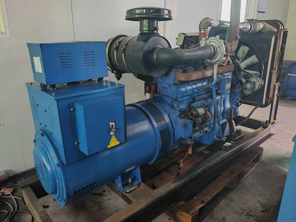 龙江100kW柴油发电机组使用多级机油有哪些优缺点？